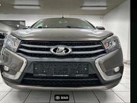 Gebraucht Lada Vesta 106 PS (77 kW) 2019 Grau Limousine