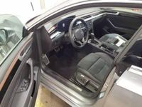 Gebraucht VW Arteon Elegance 150 PS (110 kW) 2024 Pyritsilber metallic (metallic) Kombi