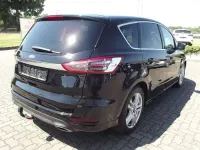 Gebraucht Ford S-MAX Titanium 179 PS (131 kW) 2017 Schwarz Van / Kleinbus
