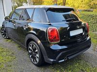 Gebraucht Mini Cooper Classic 136 PS (100 kW) 2022 Schwarz Kleinwagen