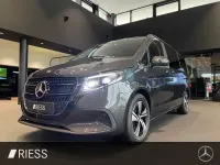 Gebraucht Mercedes V220 Style 163 PS (119 kW) 2025 Grau Van / Kleinbus