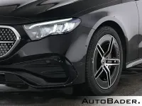 Gebraucht Mercedes E220 AMG 197 PS (144 kW) 2025 Schwarz Limousine