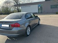 gebraucht BMW 318 i Facelift 2011