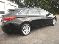 Gebraucht Hyundai i40 Classic 135 PS (99 kW) 2017 Schwarz Kombi