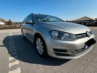 Gebraucht VW Golf VII Trendline 110 PS (80 kW) 2016 Andere farben Kombi