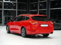 Usata Ford Focus ST-Line 182 CV (133 kW) 2019 Rosso Station wagon