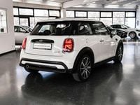 Gebraucht Mini Cooper Classic 136 PS (100 kW) 2022 Weiß Kleinwagen