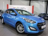 Gebraucht Hyundai i30 Style 135 PS (99 kW) 2017 Blau Kleinwagen