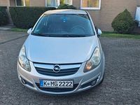 Gebraucht Opel Corsa Innovation 69 PS (50 kW) 2010 Silber Kleinwagen