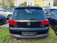 Gebraucht VW Tiguan LOUNGE 140 PS (102 kW) 2015 Schwarz SUV