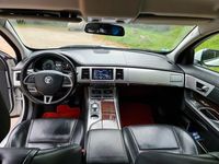 Second-hand Jaguar XF 190 CP (139 kW) 2012 Alb Berlinǎ