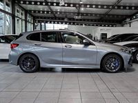 Gebraucht BMW 120 M Sport 190 PS (139 kW) 2023 Skyscraper grau Kleinwagen