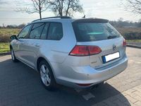 Gebraucht VW Golf VII 125 PS (91 kW) 2013 Silber Kombi