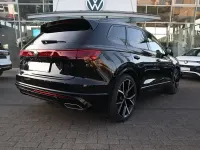 Gebraucht VW Touareg R-line 286 PS (210 kW) 2025 Grenadillschwarz metallic SUV