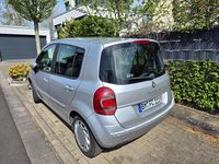 Second-hand Renault Modus Dynamique 75 CP (55 kW) 2009 Argintiu Monovolum