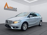 Gebraucht Mercedes B200 156 PS (114 kW) 2014 Silber Van / Kleinbus