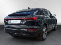 Neu Audi Q6 Sportback e-tron Business 225 kW (306 PS) 2026 Mythosschwarz SUV