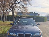 Second-hand BMW 318 143 CP (105 kW) 2002 Albastru Berlinǎ