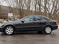 Gebraucht Mercedes C180 Avantgarde 143 PS (105 kW) 2006 Schwarz Limousine