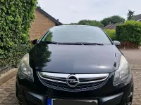 Gebraucht Opel Corsa Color Edition 101 PS (74 kW) 2013 Schwarz Kleinwagen
