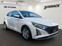 Gebraucht Hyundai i20 Select 79 PS (58 kW) 2024 Weiß Limousine