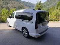 Gebraucht Ford Grand Tourneo Connect Titanium 122 PS (89 kW) 2024 Weiß Van / Kleinbus
