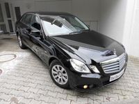 Gebraucht Mercedes E220 170 PS (125 kW) 2009 Andere farbe Limousine
