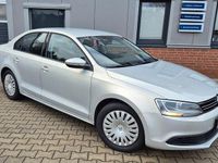 Gebraucht VW Jetta Comfortline 105 PS (77 kW) 2013 Silber Limousine