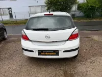 Gebraucht Opel Astra Basis 125 PS (91 kW) 2005 Weiß Limousine