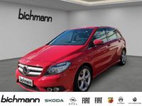 Gebraucht Mercedes B180 122 PS (89 kW) 2012 Rot Van / Kleinbus
