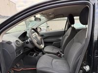 Gebraucht Mitsubishi Space Star Plus 71 PS (52 kW) 2015 Schwarz Limousine