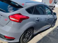 Używany Ford Focus ST 250 KM (183 kW) 2017 Szary Sedan/Limuzyna