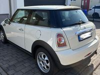 Gebraucht Mini Cooper 122 PS (89 kW) 2013 Weiß Kleinwagen