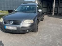 Usata VW Passat 131 CV (96 kW) 2004 Grigio Station wagon