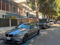 Gebraucht BMW 320 177 PS (130 kW) 2011 Grau Kombi