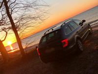 Gebraucht Skoda Superb 140 PS (102 kW) 2015 Kombi