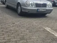 Gebraucht Mercedes E200 Elegance 136 PS (100 kW) 1997 Silber Limousine