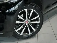 Gebraucht Jaguar F-Pace Prestige 301 PS (221 kW) 2017 Narvik black SUV