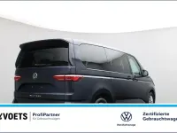 Gebraucht VW Multivan Life 150 PS (110 kW) 2025 Blau Van / Kleinbus