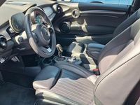 Gebraucht Mini Cooper SE 135 kW (184 PS) 2023 Weiß Kleinwagen