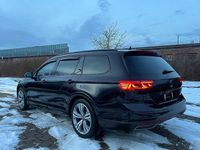 Gebraucht VW Passat Alltrack 239 PS (175 kW) 2019 Schwarz Kombi