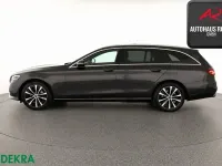 Gebraucht Mercedes E300 Avantgarde 320 PS (235 kW) 2021 Grau Limousine