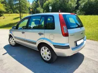 Gebraucht Ford Fusion 68 PS (50 kW) 2008 Silber Kleinwagen