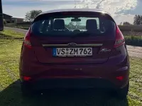 Gebraucht Ford Fiesta Titanium 82 PS (60 kW) 2012 Limousine