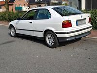 Gebraucht BMW 316 102 PS (75 kW) 1995 Weiß Coupé