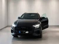 Używany Audi Q8 Competition 340 KM (250 kW) 2020 Czarny SUV