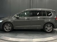 Gebraucht VW Touran Highline 150 PS (110 kW) 2022 Delfingrau metallic Van / Kleinbus