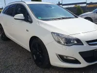Gebraucht Opel Astra Sport 165 PS (121 kW) 2013 Weiß Kombi