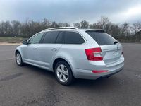Gebraucht Skoda Octavia Style 150 PS (110 kW) 2016 Silber Kombi