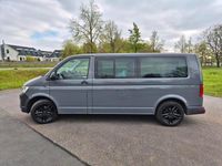 Gebraucht VW Caravelle Trendline 150 PS (110 kW) 2016 Grau Van